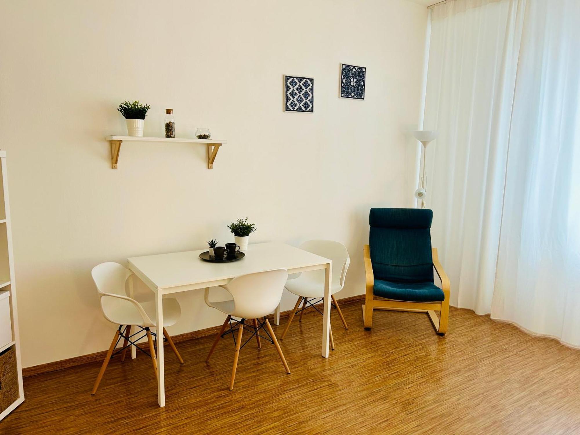 Studio Apartment Bluebell Bratislava Exterior photo